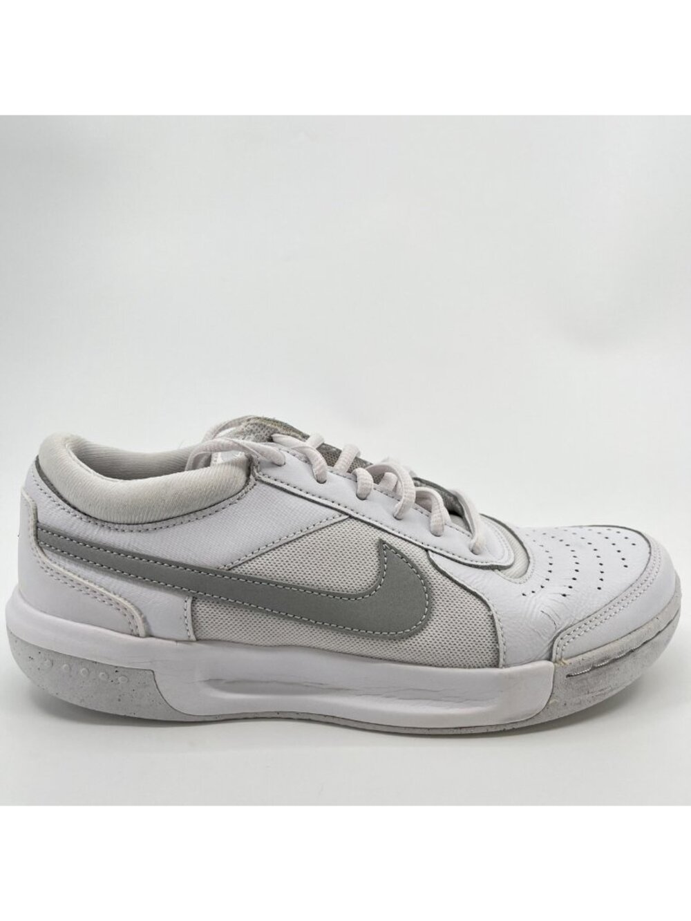 Nike Court Air Zoom Lite 3 Womens Size 8 White Athletic Leather Shoes Sneakers